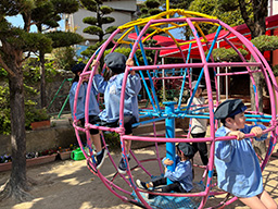 一生懸命体を動かしていて、見ていて頼もしいですね